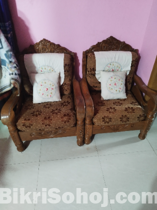 Sofa set.